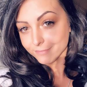 Meet your Posher, Ashley-maria